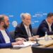 Shoqërimi i shtetasve të huaj gjatë protestës, Berisha: Inskenim i policisë