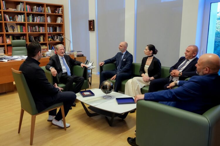 Berisha takim me senatorin Italian dhe sekretaren e përgjithshme të PPE