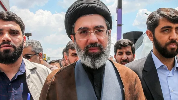 Khamenei akuzon SHBA dhe Izraelin: Duan të destabilizojnë Republikën Islamike