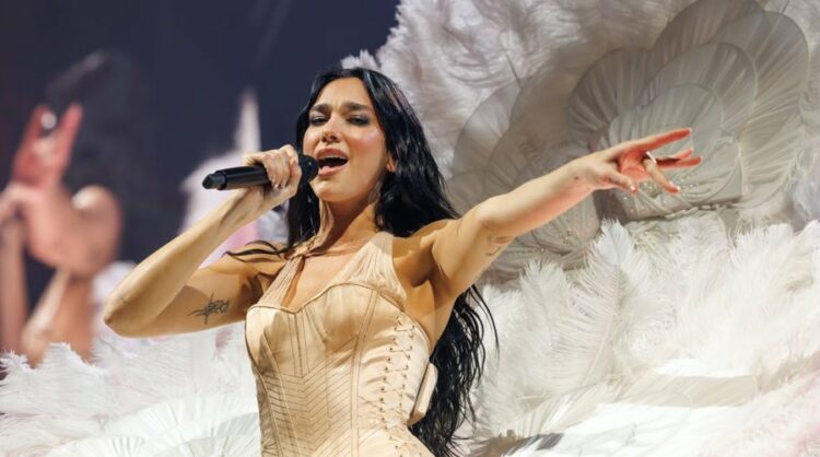 Dua Lipa refuzon të performojë në ndeshjen e Anthony Joshuas