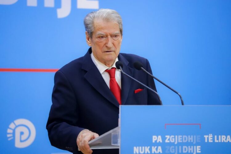 Berisha: Ekonomia është në gjendje katastrofike në Shqipëri