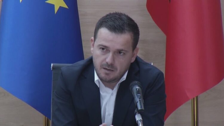 Hapen aplikimet për skemën në bujqësi dhe blegtori, 13 masa mbështetëse për fermerët
