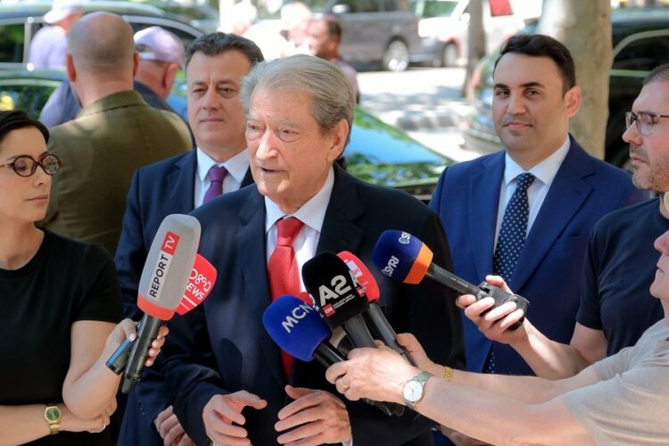 Berisha: Gëzuar Kurban Bajramin, ditë që frymëzon sakrificën