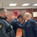 ‘Ç’të mbeti nga burgu, do ta bëj unë’, Robert Ndrenika përqafon i përlotur Veliajn