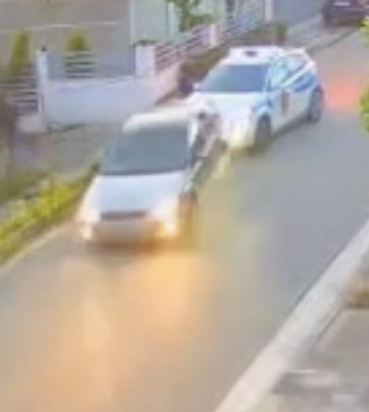 I dehuri përplaset me policinë, tjetër aksident në vendin ku humbën jetën dy fëmijë