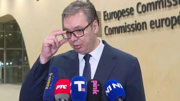 Vuçiç reagon pas protestave në Beograd: Mandati im është drejt fundit