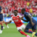 Finalja e Champions, Arsenali kryeson ndaj kampionëve në fuqi