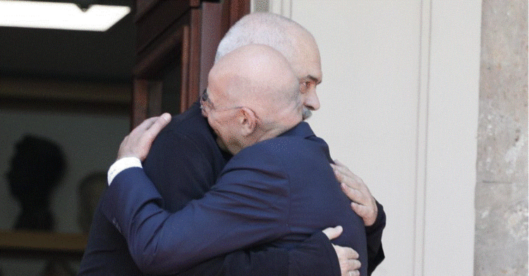 Takimi me Denidas, Rama: Mik i çmuar, udhëtim të mbarë dhe të sigurt për në shtëpi