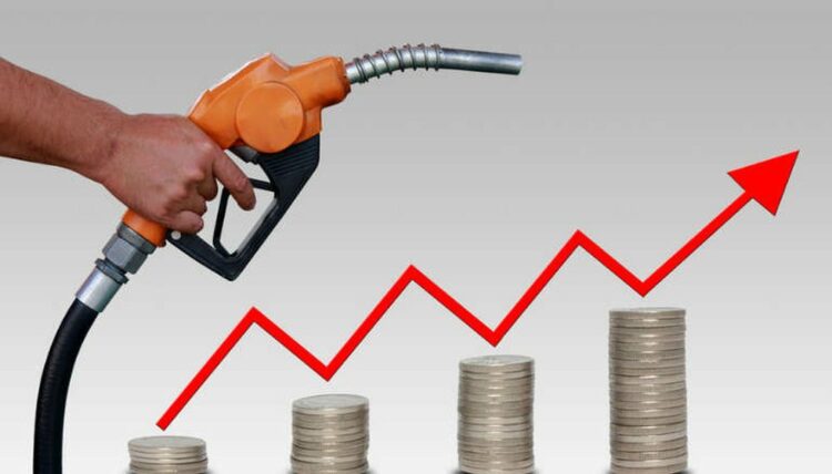 Shtrenjtohet nafta në bursa/ Arrin në 114 dollarë për fuçi të hënën