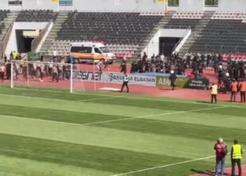 Komisioni i Disiplinës dënon me ndeshje pa tifozë dhe gjobë Elbasanin dhe Tiranën
