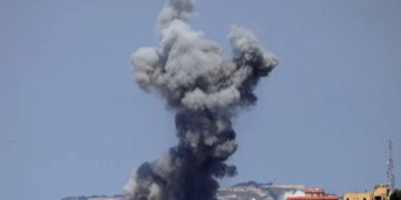 Izraeli vijon bombardimet në Libanin jugor, 16 të vrarë