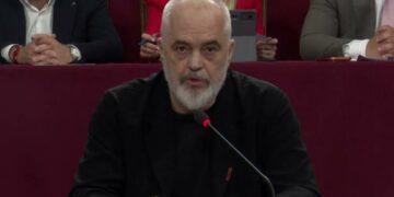 Dhuna ndaj protestuesve në Zvërnces, Rama: Akt i neveritshëm, policia duhet t’i…