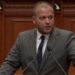 Zvërnec/ Deputeti shpjegon konfliktin e pronave dhe mbron projektin 4 miliardë euro