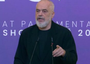 Protestat për Zvërnecin, Rama: Kush mendon se me like bën politikë, bën gabim