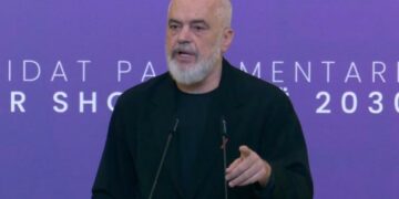 Protestat për Zvërnecin, Rama: Kush mendon se me like bën politikë, bën gabim