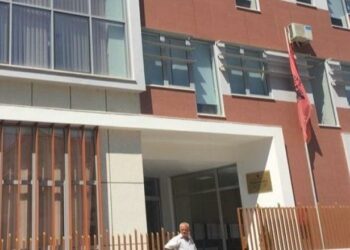 Elbasan/ Abuzuan me fondet e ndihmës ekonomike, detyrim paraqitje për 6 punonjës