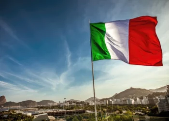 Italia sekuestron dy miliardë euro asete të oligarkëve rusë