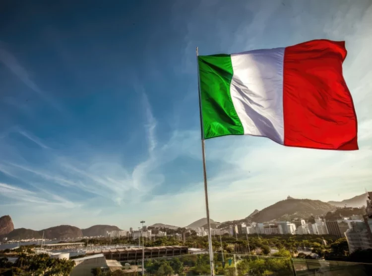Italia sekuestron dy miliardë euro asete të oligarkëve rusë