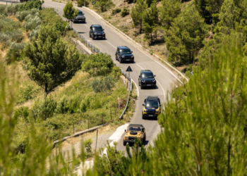 Defender Experience nga Mektrin:Një aventurë ekskluzive në zemër të alpeve shqiptare