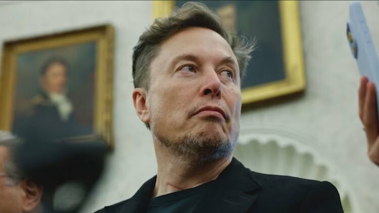 Elon Musk bëhet trilioneri i parë në botë