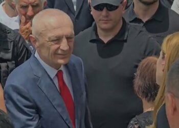 Ilir Meta i jep lamtumirën e fundit të atit, nën masa të rrepta sigurie