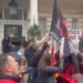 “Zvërneci”, shqiptarët në Britani në ditën e dytë të protestës