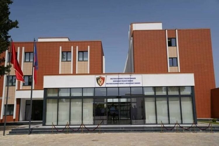Zbulohet kanabis në Velipojë, pezullohen drejtuesit e Policisë së Shkodrës