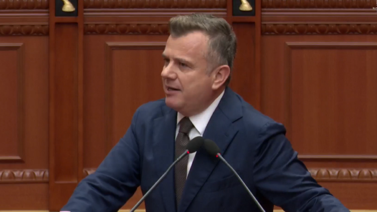 Balla-PD: Nuk do i votojmë 4 projektligjet që keni sjellë