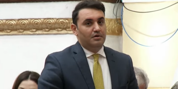Protestat, Këlliçi-PS: Slogani i ri, do jetë “Rama në burg, Berisha në Uashington”