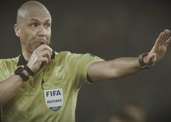 Deri në 100 mijë dollarë/ FIFA shpërblen arbitrat, bonuse për ndeshjet me rëndësi