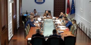 PS ndryshon draftin e amnistisë penale