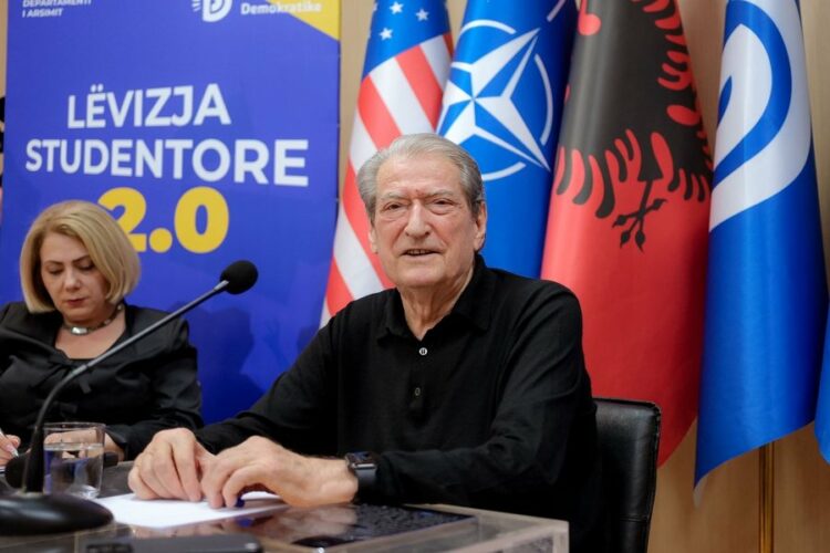 Berisha: Droga po shpopullon vendin, vetëm një grup fitoi 6-7 miliardë euro
