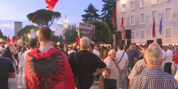 Protestat, policia procedon penalisht 11 persona