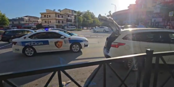 Vlorë, plagosje me armë zjarri te rrethrrotullimi i Çoles