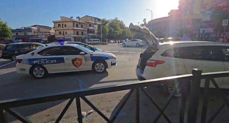 Vlorë, plagosje me armë zjarri te rrethrrotullimi i Çoles