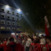 Protesta/ Qytetarët marshojnë në rrugët e Tiranës