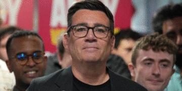 Kush është Andy Burnham, kryeministri i ardhshëm i Britanisë së Madhe