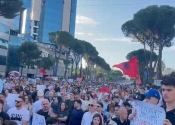 “Rama është tradhtar”, Qytetarët kërkojnë anulimin e projektit në Zvërnec