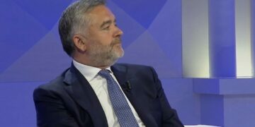 Protesta e qytetarëve, Blendi Klosi: Tradhti është tërheqja nga projekti i Zvërnecit