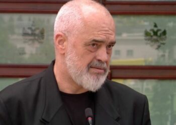 “Rama në burg”/ Rama për protestuesit: Presin fund të ndryshëm nga një film i parë