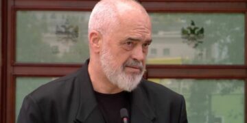 “Rama në burg”/ Rama për protestuesit: Presin fund të ndryshëm nga një film i parë