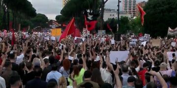 “O ne, o ti Rame”/ Qytetarët: Protestë deri në largimin e kryeministrit