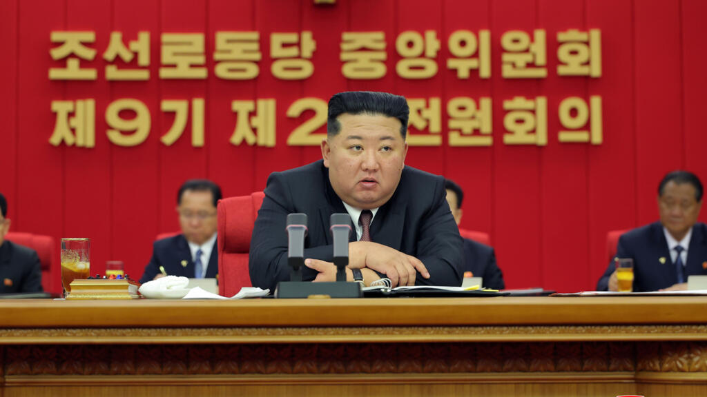 Kim Jong Un rrit tensionet: Koreja e Veriut përshpejton programin bërthamor 