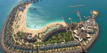 Rama ndan foto nga resorti në Katar: E ndërtoi i njëjti brand që do bëjë Zvërnecin