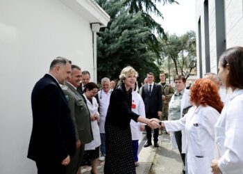 Rikonstruksioni i Spitalit të Traumës, ministrja Sala: Shërbimi vijon pa ndërprerje