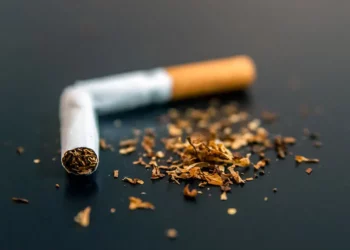 Nikotina promovohet si ndihmë për trurin, ekspertët paralajmërojnë për rreziqet