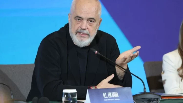 Zvërneci/ Protestuesit i kërkojnë dorëheqjen, reagon sërish Rama