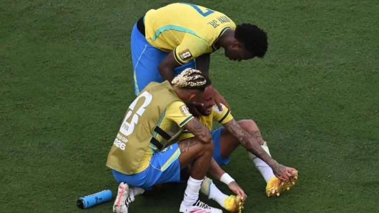 Eliminimi i Brazilit,avioni i kombëtares kthehet në Rio De Janeiro me vetëm 1 lojtar