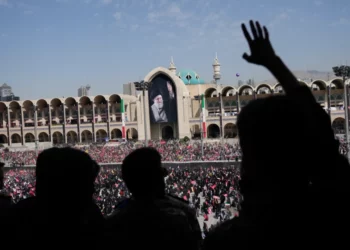 Iran, nis zyrtarisht ceremonia 6-ditore e varrimit të Khameneit