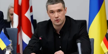 Zelensky shkarkon ministrin e Mbrojtjes, Mykhailo Fedorov